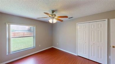 There's plenty of space inside and outside of this 5 Bedroom, 2 - photo 17