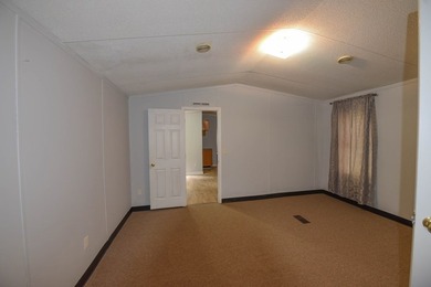 Enjoy peaceful country living just minutes from beautiful Lake - photo 18