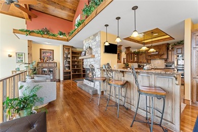 Stunning home designed for comfort and exceptional entertaining - photo 19