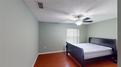 There's plenty of space inside and outside of this 5 Bedroom, 2 - photo 20