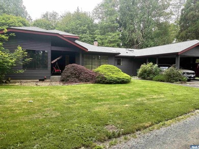 Beautiful 2 bedroom, 3 bath home on one level. This is a - photo 1