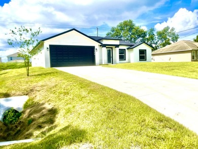 Move-In Ready New Construction - NO HOA -This 4-bedroom - photo 1