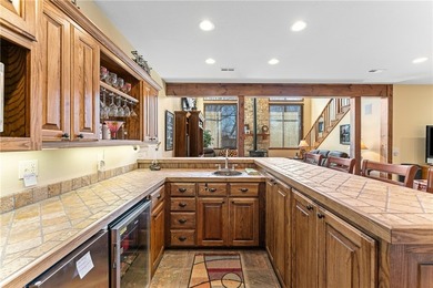 Stunning home designed for comfort and exceptional entertaining - photo 25