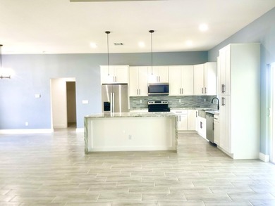 Move-In Ready New Construction - NO HOA -This 4-bedroom - photo 7
