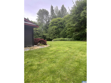 Beautiful 2 bedroom, 3 bath home on one level. This is a - photo 8