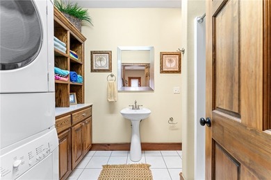 Stunning home designed for comfort and exceptional entertaining - photo 29