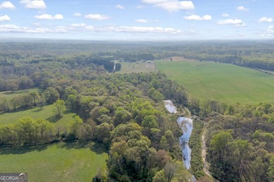 Discover the opportunity to own a beautiful farm, private estate - photo 31