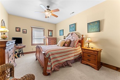 Stunning home designed for comfort and exceptional entertaining - photo 32