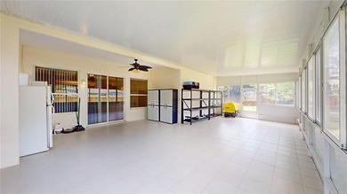 There's plenty of space inside and outside of this 5 Bedroom, 2 - photo 35