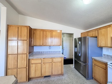 Welcome to easy, one-level living in the heart of Sequim! This - photo 10