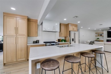 Beautifully renovated two story home in The Lakes offering 2,655 - photo 4