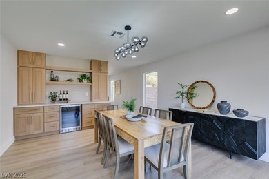 Beautifully renovated two story home in The Lakes offering 2,655 - photo 9