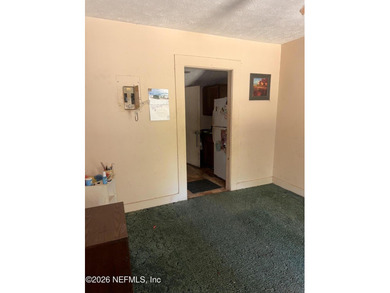 ** ATTN INVESTORS ** This 2 dwelling parcel would be a great - photo 11