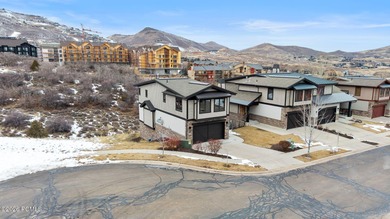 Jordanelle Reservoir Townhome/Townhouse Sale Pending in Heber City Utah