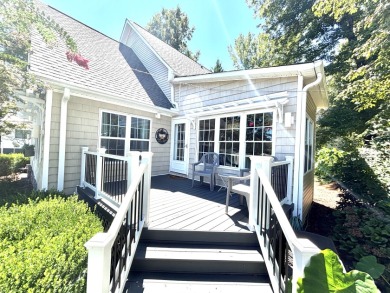 Gorgeous Fully Furnished Turn Key PRIVATE Lake home - photo 16