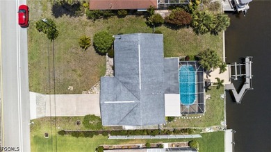 One bridge Gulf access pool home! Boatlift, southern exposure! - photo 25