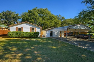 Lake Tawakoni Home For Sale in West Tawakoni Texas