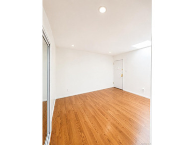 46-12 161st St 3B - photo 4