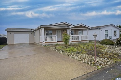 Welcome to this beautifully maintained Energy Star Built home in - photo 1