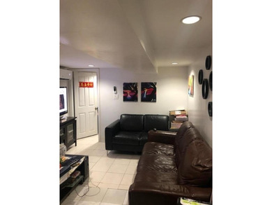 Here is a top Bensonhurst location ready for the new family. All - photo 4