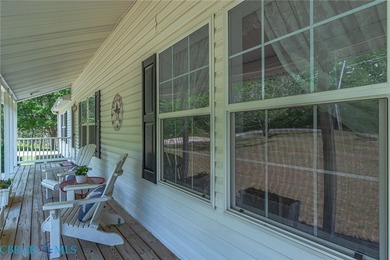 Enjoy the ideal blend of coastal and county living in this 3 - photo 5