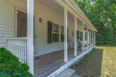 Enjoy the ideal blend of coastal and county living in this 3 - photo 6