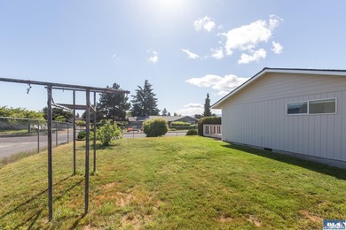 From top to bottom, this lovely one story home has been updated - photo 6
