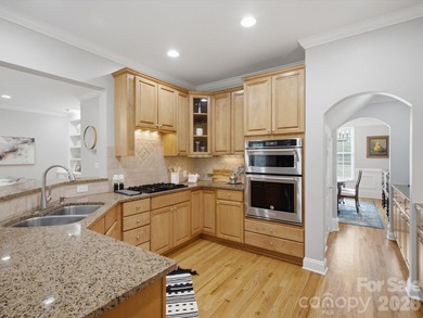 Welcome to this meticulously maintained home in Providence - photo 11