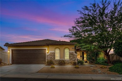 Welcome to your desert retreat in the highly desirable gated 55+ - photo 1