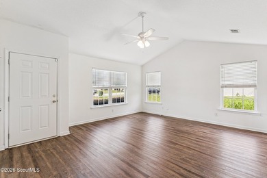 Imagine coming home to the rare combination of privacy, space - photo 3