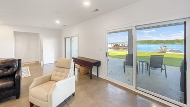 Spectacular sunset views, exceptional craftsmanship, and turnkey - photo 24
