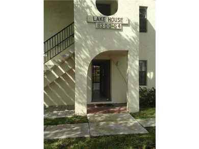 Welcome to this 2-bedroom, 2-bathroom condo located in the - photo 31