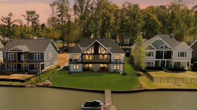 Spectacular sunset views, exceptional craftsmanship, and turnkey - photo 33