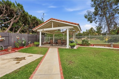Beautiful single-story home in the desirable Via Verde area of - photo 35
