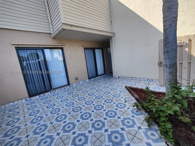 *Located in a desirable neighborhood, this charming 2-bedroom - photo 6