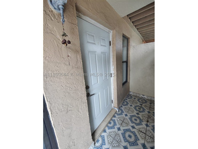 *Located in a desirable neighborhood, this charming 2-bedroom - photo 9