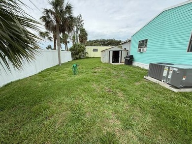 Welcome to carefree Florida living in Grand Bay, one of - photo 3