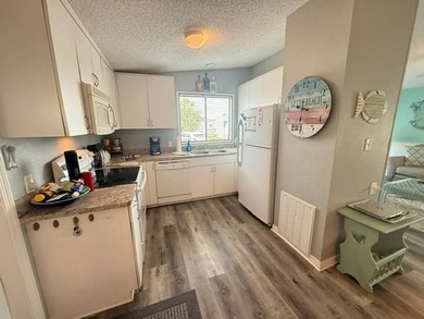 Welcome to carefree Florida living in Grand Bay, one of - photo 7