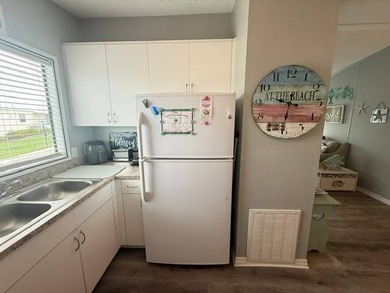 Welcome to carefree Florida living in Grand Bay, one of - photo 10