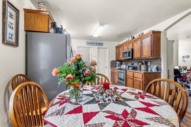 Spacious 4 bedroom 2 bathroom home located in the House Creek