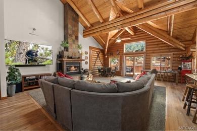 Discover the exceptional craftsmanship of this stunning log home - photo 9