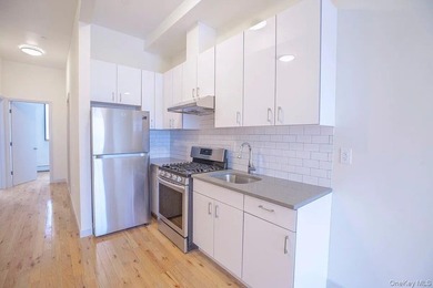 Great location brand new building with 8 free market rental - photo 3