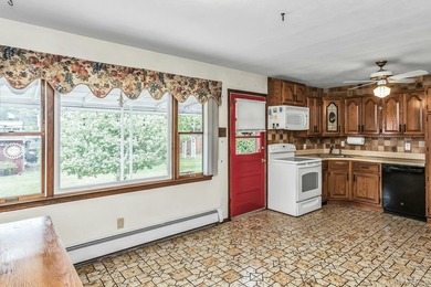 Great opportunity to own a detached two family offering - photo 9