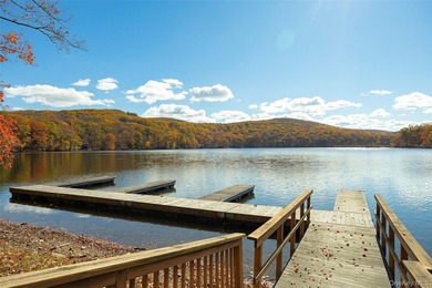 Set within the prestigious gated community of Pierson Lakes - photo 5