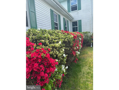 Space, privacy, and possibility on a full acre in Montross. This - photo 8