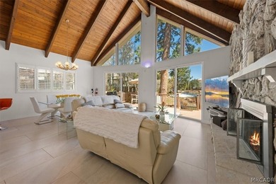 Discover the perfect blend of classic A-frame woodwork and - photo 5