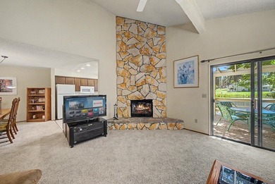 Waterfront Mountain Retreat on the Pond !! Enjoy the best of - photo 8