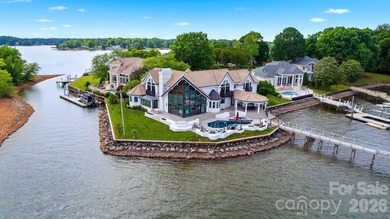Widely regarded as the most iconic residence on Governors Island - photo 46