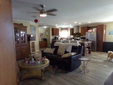 Motivated seller! 2018 Beauty-move-in ready and worry free! This - photo 6
