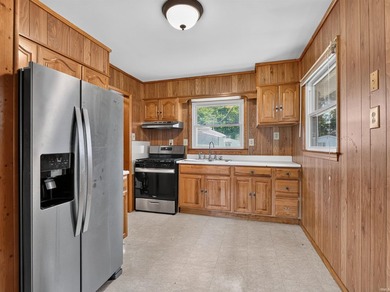 Charming Lakeside Retreat on Chapman Lake! Welcome to your cozy - photo 11